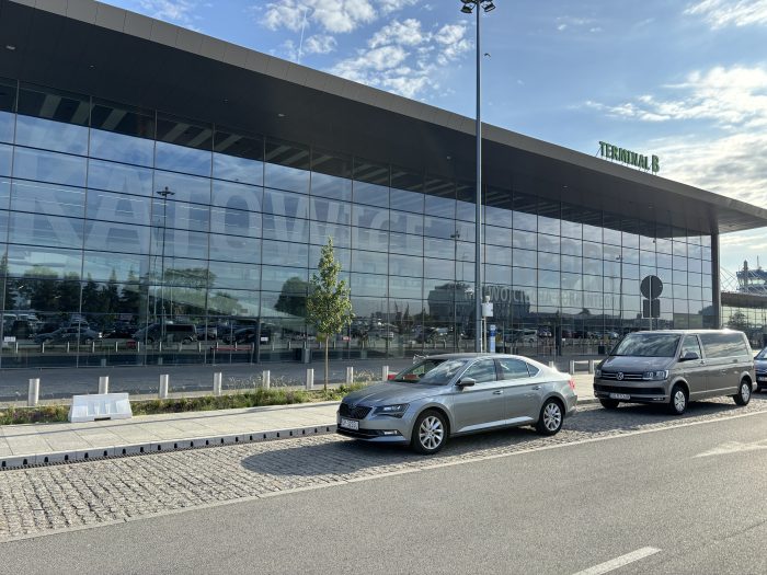 ReniaTour